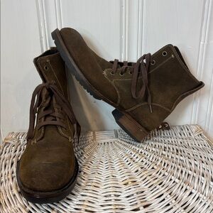 JOHN VARVATOS USA Brown Suede Lace-Up Boots | Men’s 8.5–9 / Women’s 10–10.5